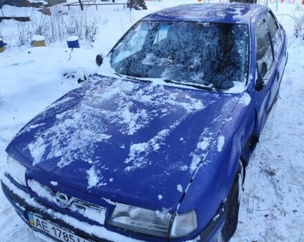 Синий Опель Вектра, объемом двигателя 1.8 л и пробегом 348 тыс. км за 900 $, фото 1 на Automoto.ua