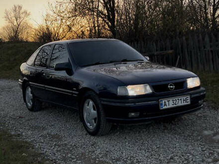 Синій Опель Вектра, об'ємом двигуна 1.8 л та пробігом 309 тис. км за 3000 $, фото 1 на Automoto.ua