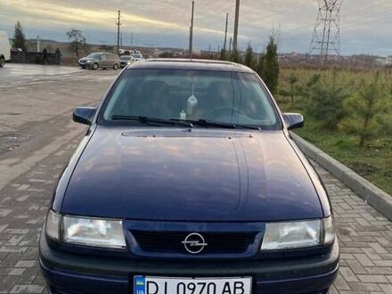 Синий Опель Вектра, объемом двигателя 1.6 л и пробегом 328 тыс. км за 1600 $, фото 1 на Automoto.ua