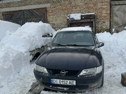Синій Опель Вектра, об'ємом двигуна 1.6 л та пробігом 268 тис. км за 1800 $, фото 1 на Automoto.ua