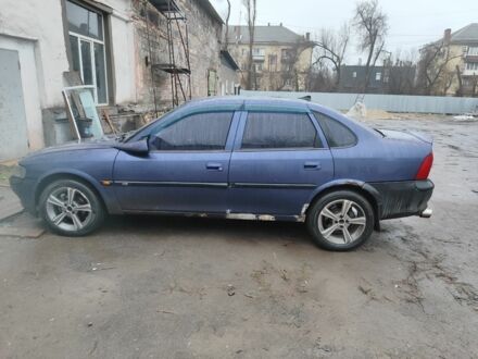 Синій Опель Вектра, об'ємом двигуна 1.8 л та пробігом 320 тис. км за 1282 $, фото 1 на Automoto.ua