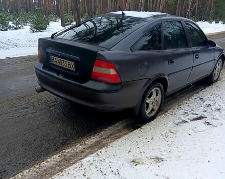 Синій Опель Вектра, об'ємом двигуна 1.6 л та пробігом 300 тис. км за 1000 $, фото 1 на Automoto.ua