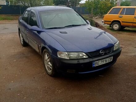Синий Опель Вектра, объемом двигателя 2 л и пробегом 250 тыс. км за 1000 $, фото 1 на Automoto.ua