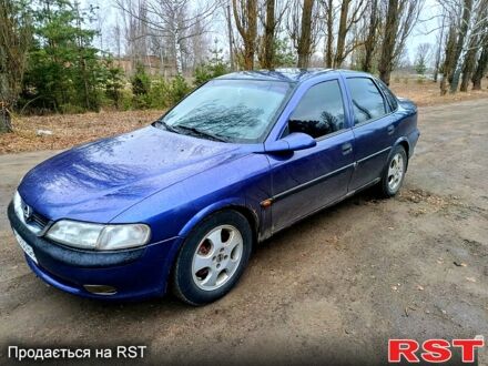 Синий Опель Вектра, объемом двигателя 1.6 л и пробегом 233 тыс. км за 2350 $, фото 1 на Automoto.ua