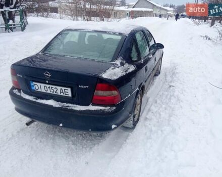 Синий Опель Вектра, объемом двигателя 1.6 л и пробегом 215 тыс. км за 1950 $, фото 1 на Automoto.ua