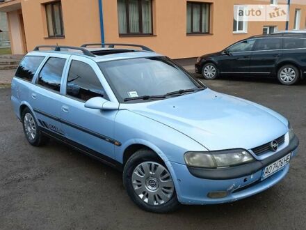 Опель Вектра 1996 у Воловце на Automoto.ua Синій Опель Вектра, об'ємом двигуна 1.6 л та пробігом 245 тис. км за 2150 $, фото 1 на Automoto.ua