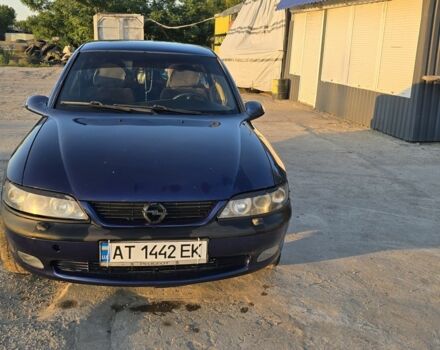 Синій Опель Вектра, об'ємом двигуна 2 л та пробігом 288 тис. км за 2300 $, фото 1 на Automoto.ua