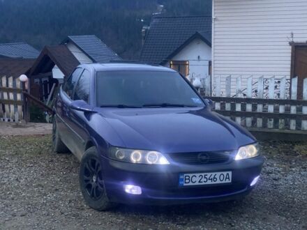 Синій Опель Вектра, об'ємом двигуна 1.8 л та пробігом 267 тис. км за 1800 $, фото 1 на Automoto.ua