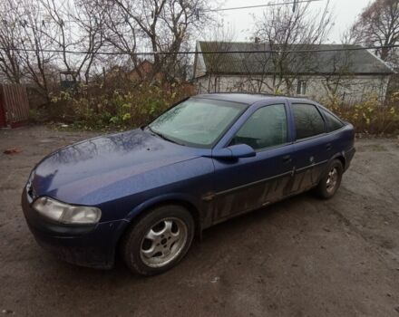 Синий Опель Вектра, объемом двигателя 1.6 л и пробегом 380 тыс. км за 1700 $, фото 1 на Automoto.ua