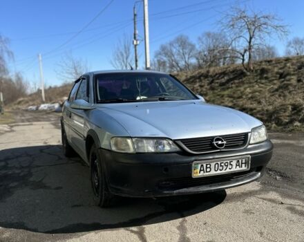 Синий Опель Вектра, объемом двигателя 1.8 л и пробегом 300 тыс. км за 1300 $, фото 1 на Automoto.ua