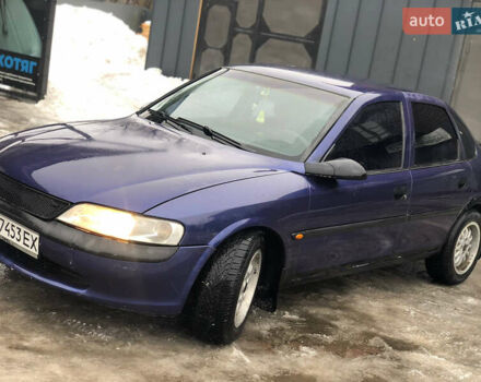 Синий Опель Вектра, объемом двигателя 1.6 л и пробегом 324 тыс. км за 1600 $, фото 1 на Automoto.ua