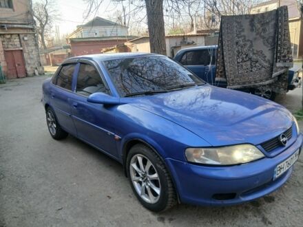 Синий Опель Вектра, объемом двигателя 1.8 л и пробегом 220 тыс. км за 2600 $, фото 1 на Automoto.ua