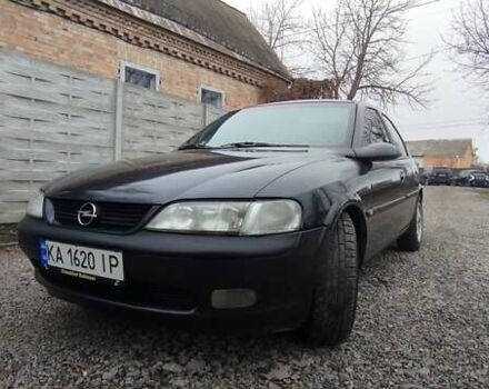 Синий Опель Вектра, объемом двигателя 2 л и пробегом 359 тыс. км за 2900 $, фото 1 на Automoto.ua