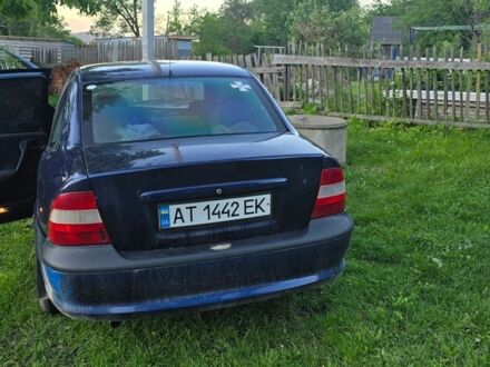 Синій Опель Вектра, об'ємом двигуна 2 л та пробігом 293 тис. км за 1300 $, фото 1 на Automoto.ua