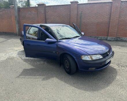 Синій Опель Вектра, об'ємом двигуна 1.8 л та пробігом 247 тис. км за 1999 $, фото 1 на Automoto.ua