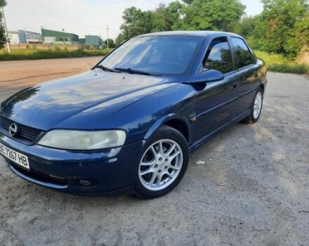 Синий Опель Вектра, объемом двигателя 2 л и пробегом 315 тыс. км за 2300 $, фото 1 на Automoto.ua