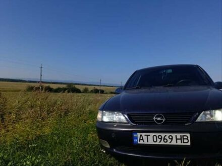 Опель Вектра 1998 в Яремче на Automoto.ua Синий Опель Вектра, объемом двигателя 1.8 л и пробегом 210 тыс. км за 2900 $, фото 1 на Automoto.ua