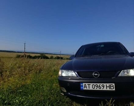 Синий Опель Вектра, объемом двигателя 1.8 л и пробегом 210 тыс. км за 2900 $, фото 1 на Automoto.ua