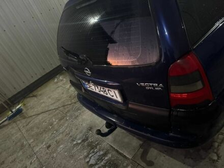 Синій Опель Вектра, об'ємом двигуна 1.8 л та пробігом 495 тис. км за 3000 $, фото 1 на Automoto.ua