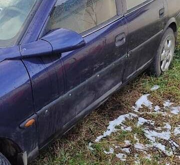 Опель Вектра 1998 у Копичинці на Automoto.ua Синій Опель Вектра, об'ємом двигуна 1.8 л та пробігом 276 тис. км за 1500 $, фото 1 на Automoto.ua