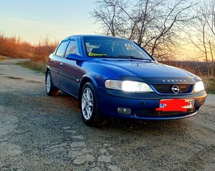 Синий Опель Вектра, объемом двигателя 1.8 л и пробегом 0 тыс. км за 2800 $, фото 1 на Automoto.ua
