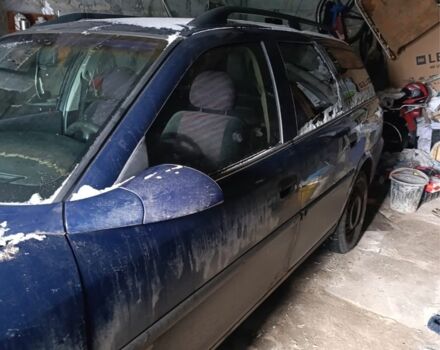 Синій Опель Вектра, об'ємом двигуна 0 л та пробігом 3 тис. км за 500 $, фото 1 на Automoto.ua