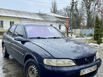 Синий Опель Вектра, объемом двигателя 1.6 л и пробегом 270 тыс. км за 1600 $, фото 1 на Automoto.ua