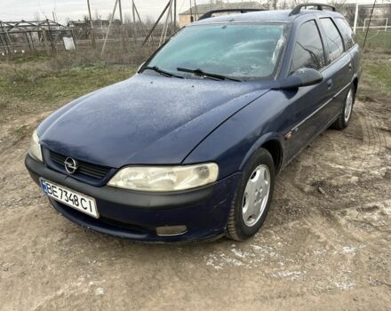 Синий Опель Вектра, объемом двигателя 1.8 л и пробегом 280 тыс. км за 2200 $, фото 1 на Automoto.ua