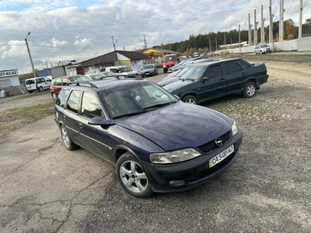 Опель Вектра 1998 в Шепетовке на Automoto.ua Синий Опель Вектра, объемом двигателя 0 л и пробегом 200 тыс. км за 1350 $, фото 1 на Automoto.ua