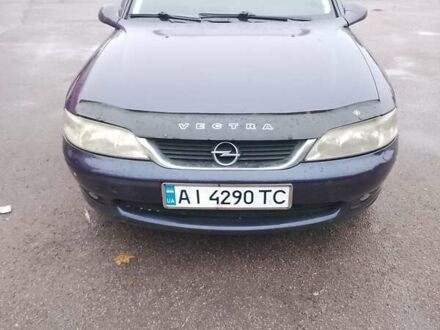 Синий Опель Вектра, объемом двигателя 1.6 л и пробегом 370 тыс. км за 3000 $, фото 1 на Automoto.ua