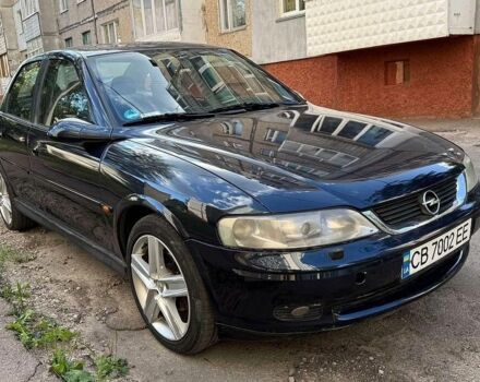 Синий Опель Вектра, объемом двигателя 2 л и пробегом 326 тыс. км за 2800 $, фото 1 на Automoto.ua