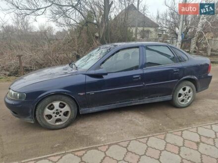 Синий Опель Вектра, объемом двигателя 1.8 л и пробегом 365 тыс. км за 1350 $, фото 1 на Automoto.ua