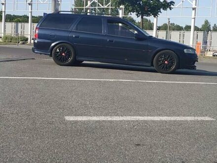 Синій Опель Вектра, об'ємом двигуна 2 л та пробігом 320 тис. км за 2300 $, фото 1 на Automoto.ua