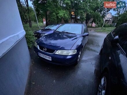 Синій Опель Вектра, об'ємом двигуна 1.6 л та пробігом 400 тис. км за 2100 $, фото 1 на Automoto.ua
