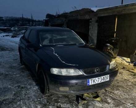 Синий Опель Вектра, объемом двигателя 1.6 л и пробегом 270 тыс. км за 393 $, фото 1 на Automoto.ua