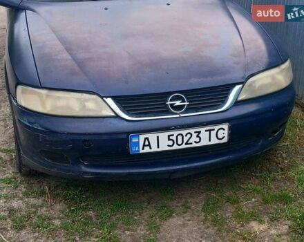 Синий Опель Вектра, объемом двигателя 1.8 л и пробегом 480 тыс. км за 1200 $, фото 1 на Automoto.ua