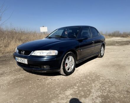 Синий Опель Вектра, объемом двигателя 1.6 л и пробегом 228 тыс. км за 2600 $, фото 1 на Automoto.ua