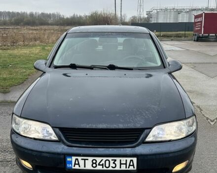 Синій Опель Вектра, об'ємом двигуна 2 л та пробігом 300 тис. км за 1899 $, фото 1 на Automoto.ua