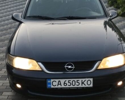 Синій Опель Вектра, об'ємом двигуна 2 л та пробігом 361 тис. км за 3250 $, фото 1 на Automoto.ua