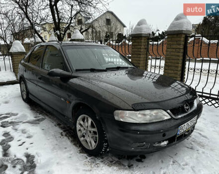 Синій Опель Вектра, об'ємом двигуна 1.6 л та пробігом 300 тис. км за 1899 $, фото 1 на Automoto.ua