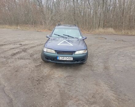 Синий Опель Вектра, объемом двигателя 2 л и пробегом 300 тыс. км за 1400 $, фото 1 на Automoto.ua