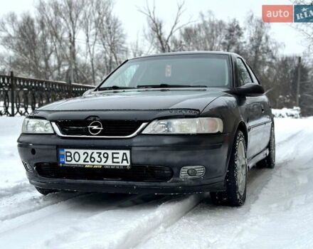 Синій Опель Вектра, об'ємом двигуна 1.6 л та пробігом 260 тис. км за 2000 $, фото 1 на Automoto.ua