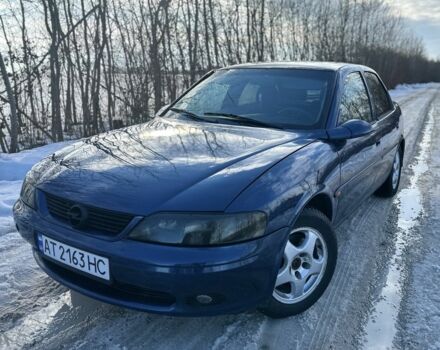 Синий Опель Вектра, объемом двигателя 2 л и пробегом 310 тыс. км за 2000 $, фото 1 на Automoto.ua