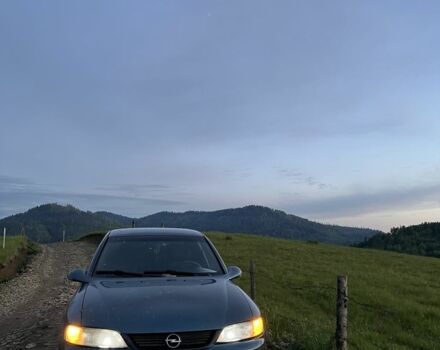 Синий Опель Вектра, объемом двигателя 0 л и пробегом 330 тыс. км за 2000 $, фото 1 на Automoto.ua