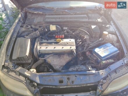 Синій Опель Вектра, об'ємом двигуна 2 л та пробігом 100 тис. км за 500 $, фото 1 на Automoto.ua