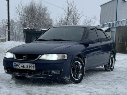 Синій Опель Вектра, об'ємом двигуна 2 л та пробігом 450 тис. км за 1999 $, фото 1 на Automoto.ua