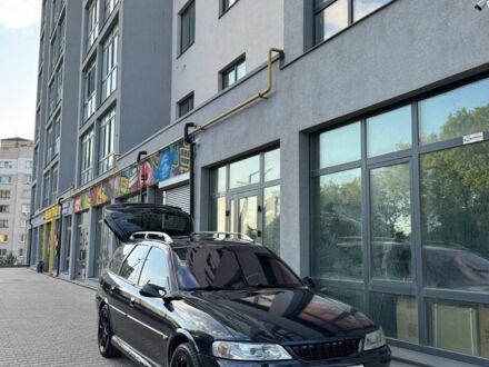 Синій Опель Вектра, об'ємом двигуна 2.2 л та пробігом 300 тис. км за 5000 $, фото 1 на Automoto.ua