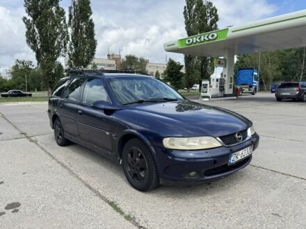 Опель Вектра 2001 в Харькове на Automoto.ua Синий Опель Вектра, объемом двигателя 2 л и пробегом 350 тыс. км за 1350 $, фото 1 на Automoto.ua