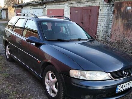 Опель Вектра 2001 в Черкассах на Automoto.ua Синий Опель Вектра, объемом двигателя 1.6 л и пробегом 405 тыс. км за 2900 $, фото 1 на Automoto.ua