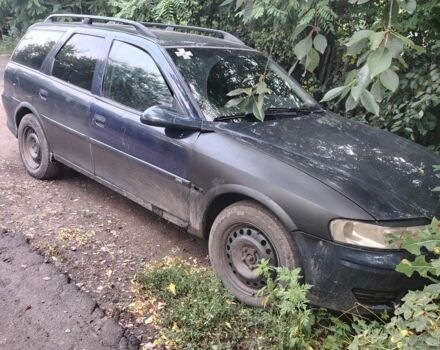 Синій Опель Вектра, об'ємом двигуна 2 л та пробігом 300 тис. км за 1344 $, фото 1 на Automoto.ua